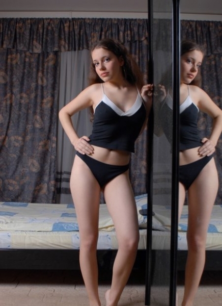 Есения, 21